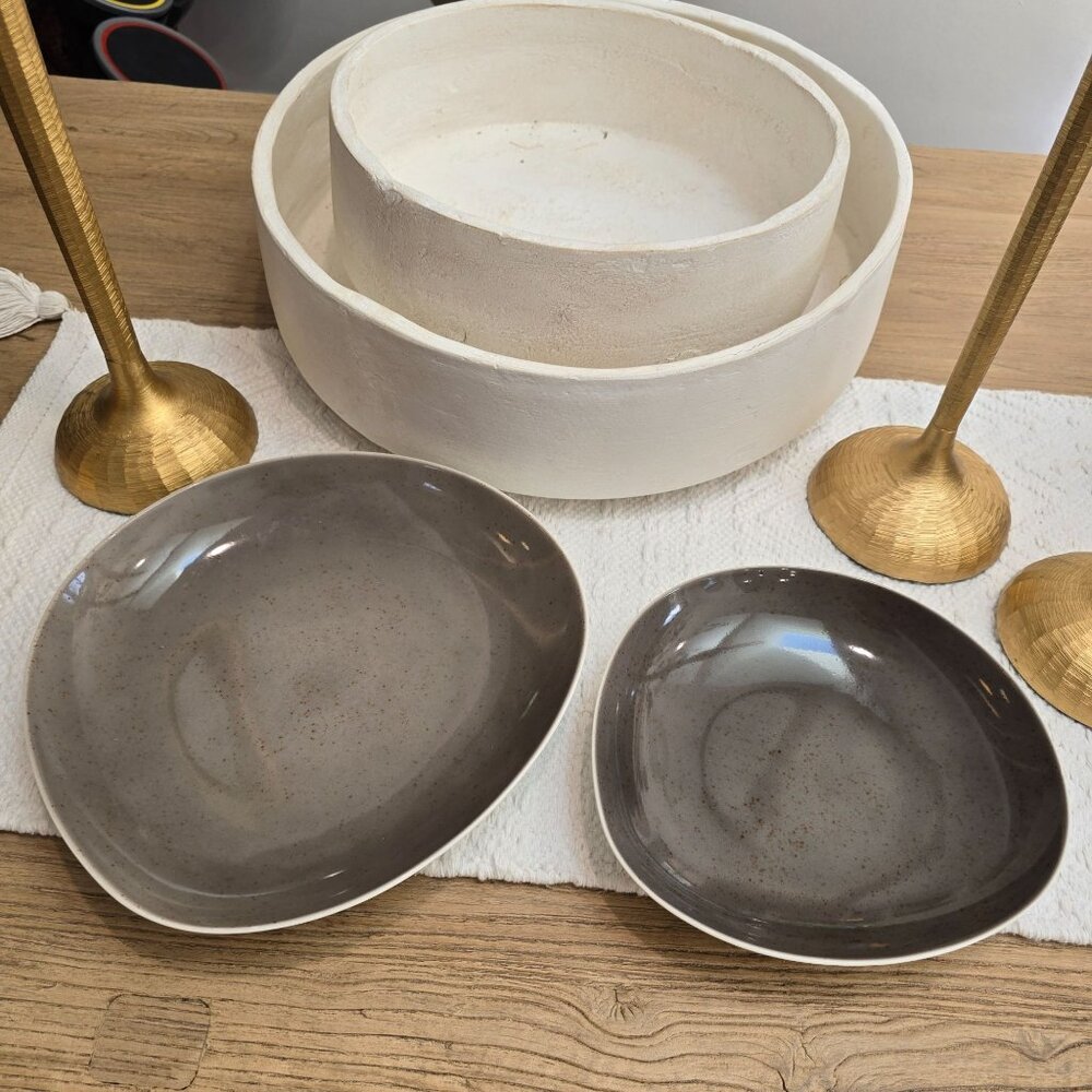 Schonwald Germany Speckled Gray Organic Shape Ceramic Dinnerware Artisanal Finis